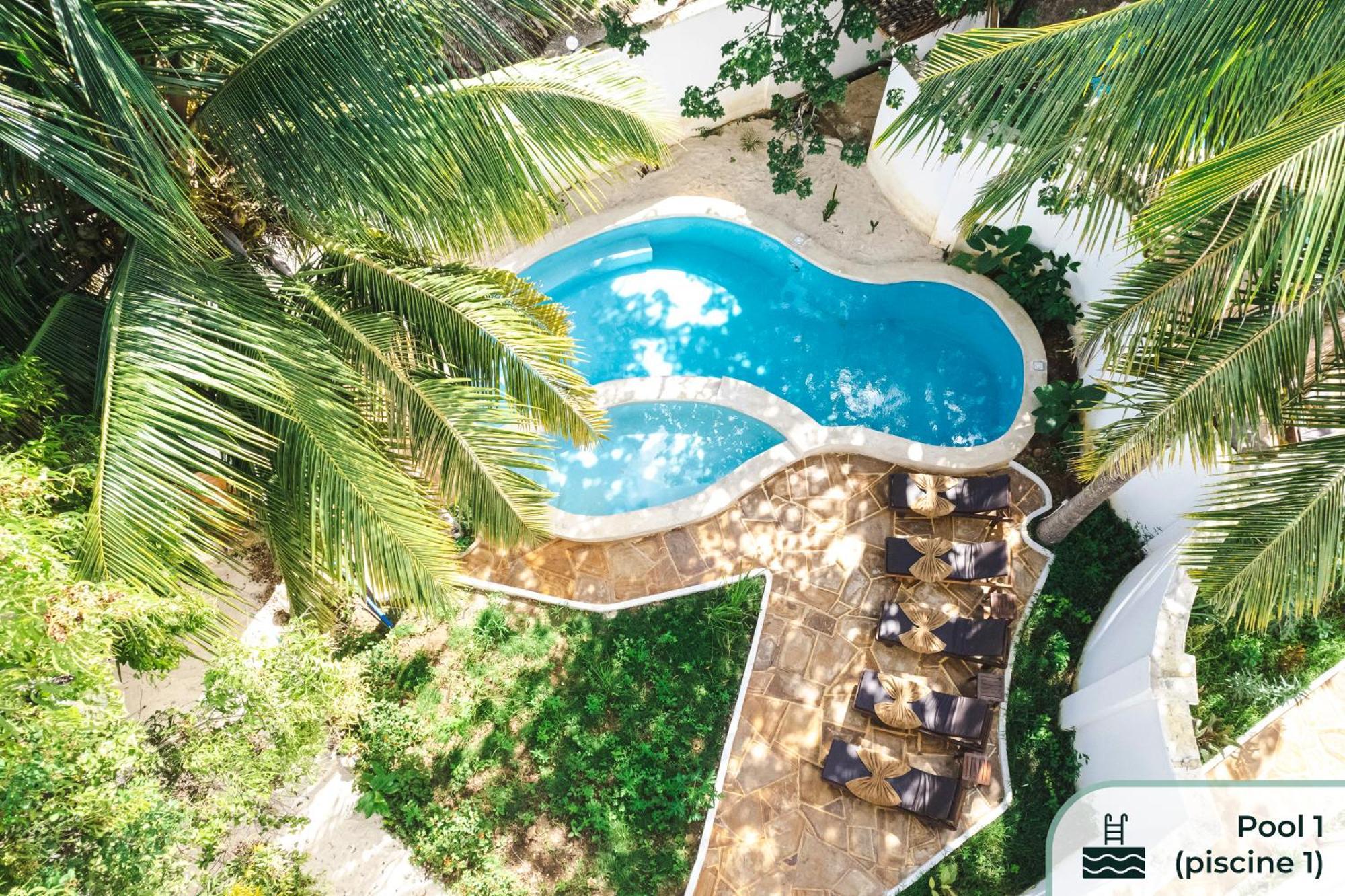Tasneem Islamic Luxury Suites Jambiani  Bagian luar foto
